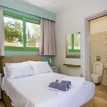 Tzogias Nonna Lassi (Kefalonia)